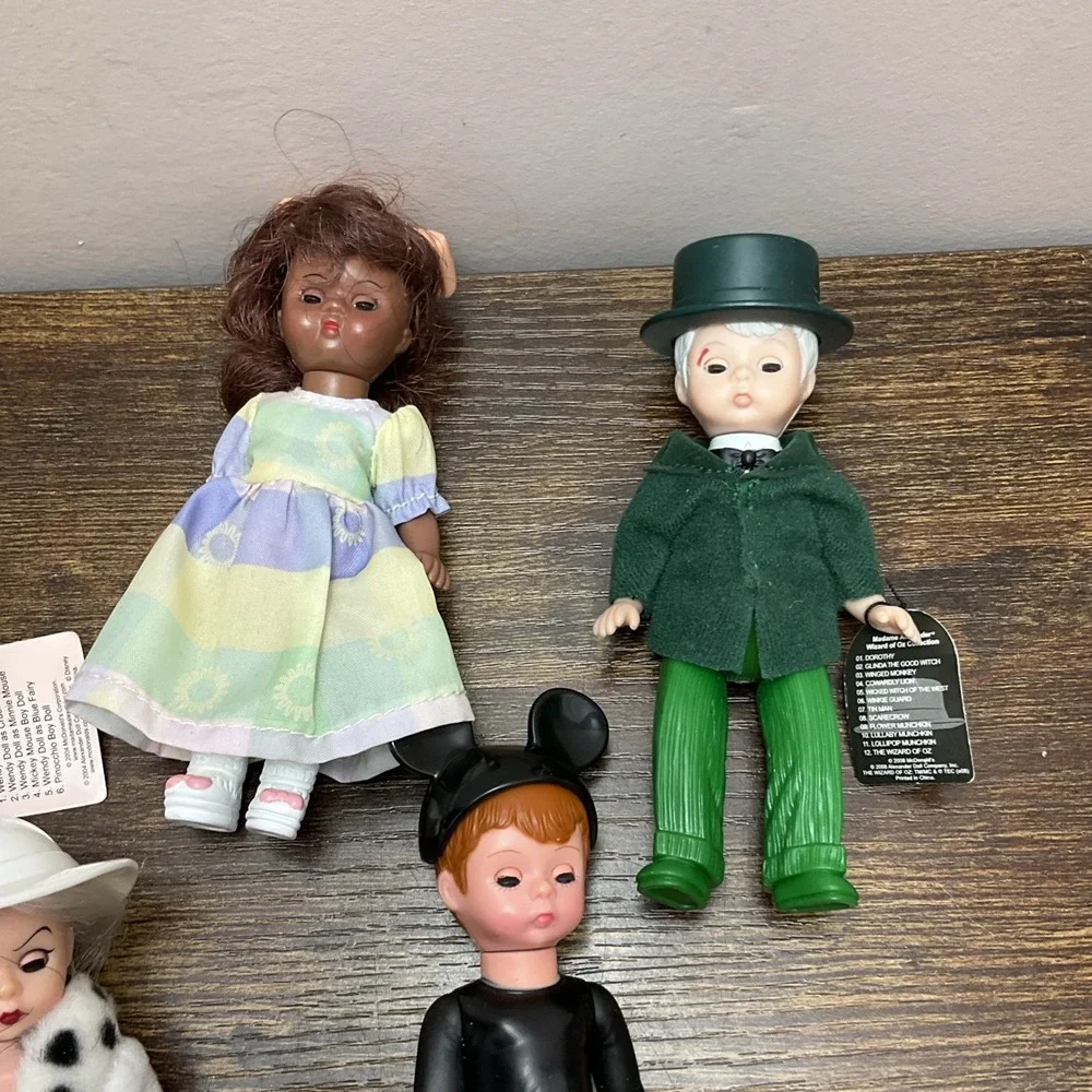 Lot of 5 Madame Alexander Disney Wizard of Oz Dolls Cruella Mickey Pinocchio